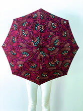 Load image into Gallery viewer, lightweight, portable sun umbrella parasol in african print to protect you from the sun&#39;s damaging UV rays that cause burning, premature aging and skin cancer