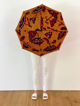 Load image into Gallery viewer, lightweight, portable japarra sun umbrella and parasol to protect you from the sun's damaging UV rays that cause burning, premature aging and skin cancer.